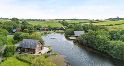 Stunning lodge built on the edge of the lake.
