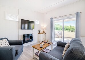 TV - 1 bedroom accommodation in Cannington (Cannington)