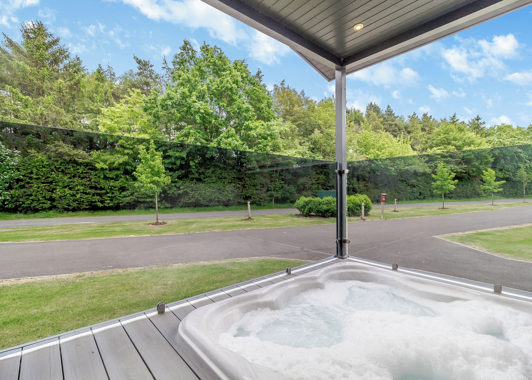 Bain à remous extérieur