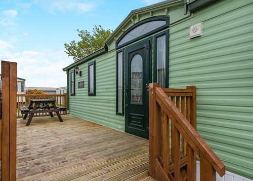 3 bedroom accommodation in Beckfoot, Silloth