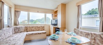 Silver 3 Bedroom Caravan