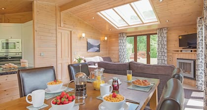 Superior and stunning stylish pine lodge.