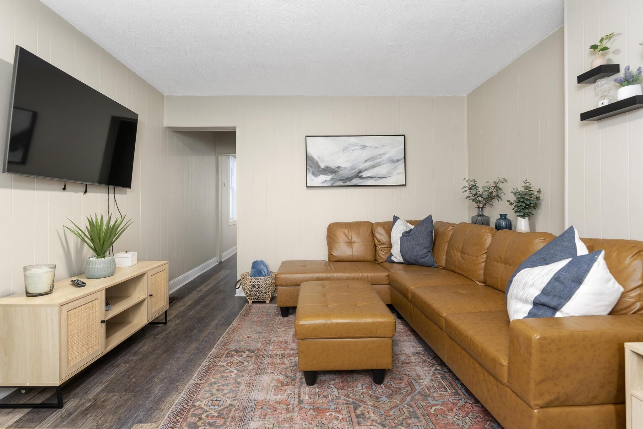 Newly Renovated 3 Bedroom near High St