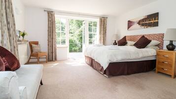 5 dormitorios, decoración individual, mobiliario individual