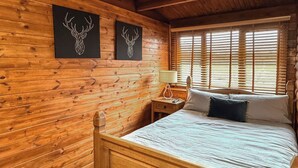 Room - 2 bedroom accommodation in Market Bosworth, near Nuneaton (Market Bosworth, near Nuneaton)