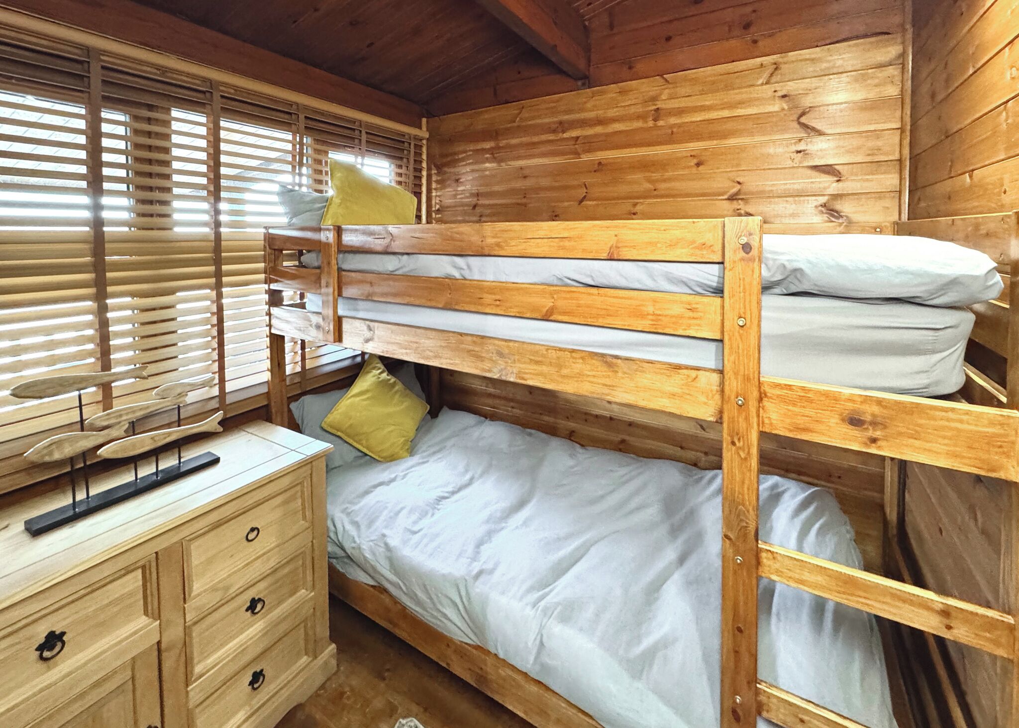 2 bedrooms, free WiFi