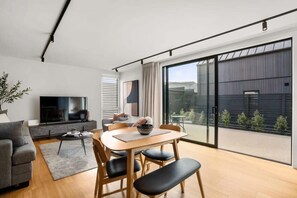 TV, offices