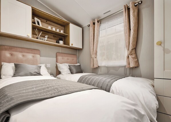 2 bedrooms, free WiFi