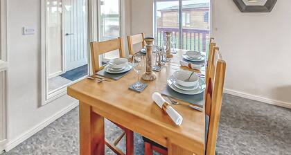 Luxury lodge with one double with en suite shower and one twin.