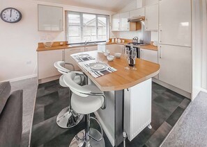 Fridge, oven, stovetop, toaster