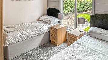 2 bedrooms, free WiFi