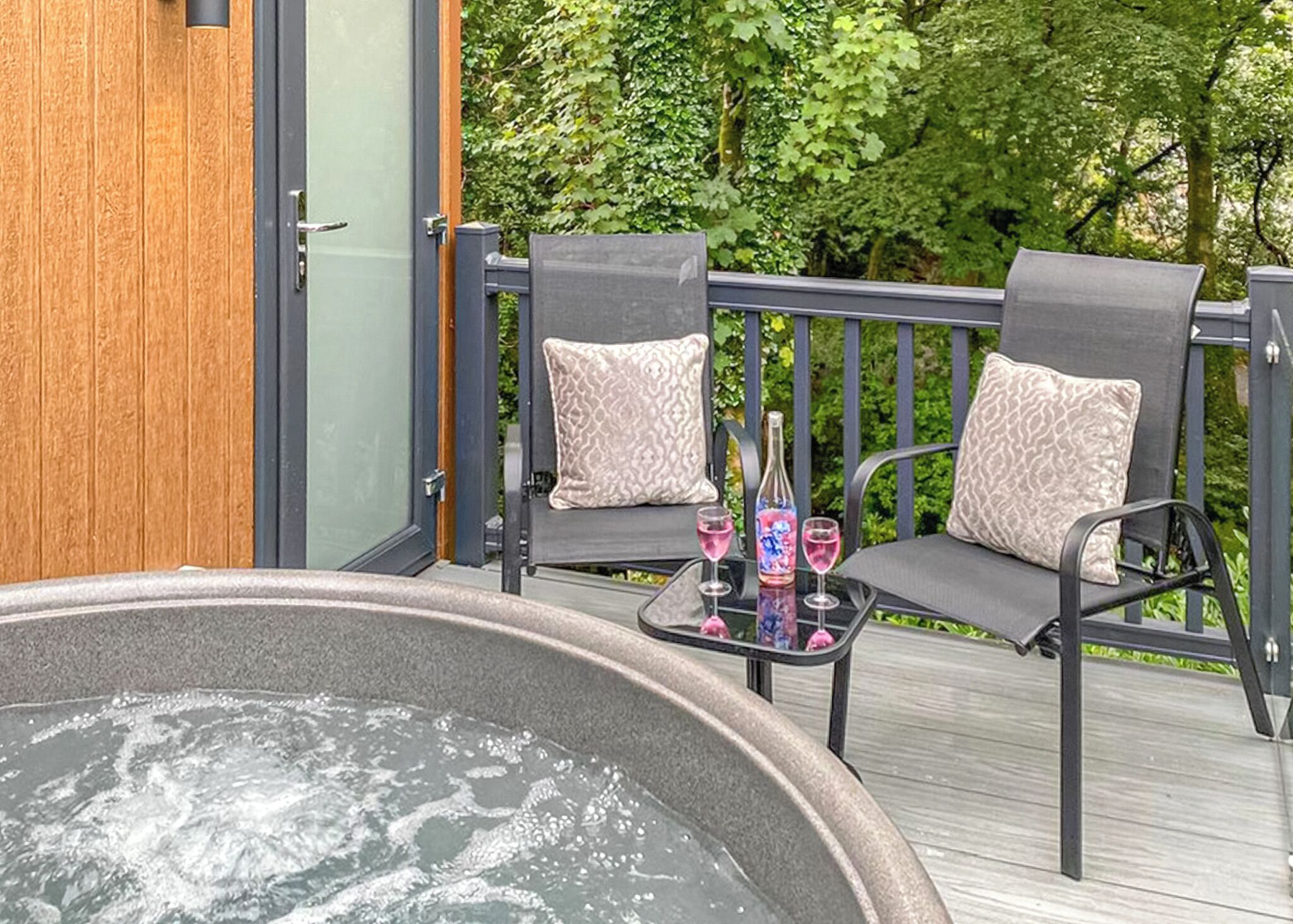 Bain à remous extérieur