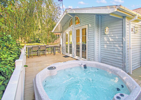 Imagen sin descripción, 1 de 10, botón