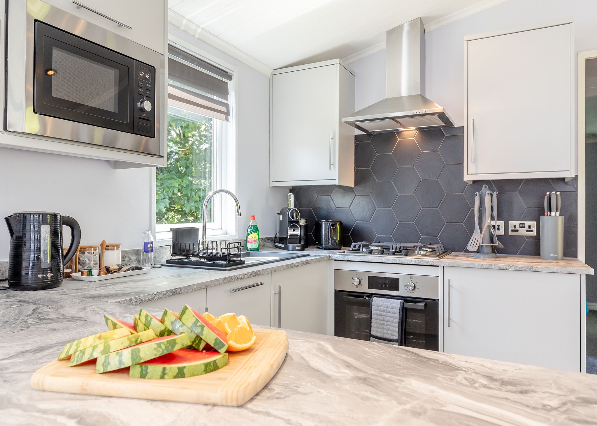 Fridge, oven, stovetop, toaster