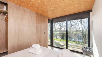 2 bedrooms, free WiFi