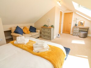 3 bedrooms, individually decorated, individually furnished, free WiFi - Dairy Cottage (Carnforth)