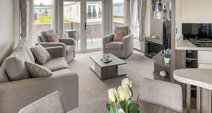 Spacious and comfortable holiday home featuring your own private hot tub.
