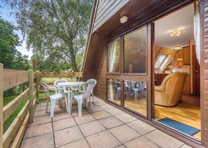 Outdoor dining - One double and one twin. (Delny, Nr Invergordon)