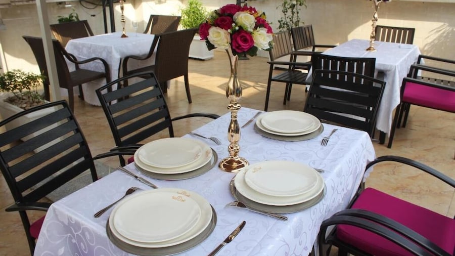 Hotel El Mimosa Complex