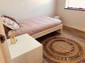 3 Schlafzimmer, Schreibtisch, BĂŒgeleisen/BĂŒgelbrett, kostenloses WLAN