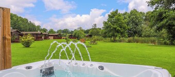 Our wonderful waterview lodges are situated around one of our beautiful lakes.