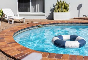 Pool - La Ronde One - Oceanstays - Unit 1 (Yamba)