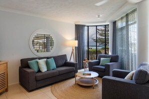 Unclassified image, 4 of 26, button - La Ronde One - Oceanstays - Unit 1 (Yamba)