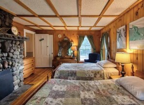 6 Schlafzimmer, Schreibtisch, Reisekinderbett, kostenloses WLAN