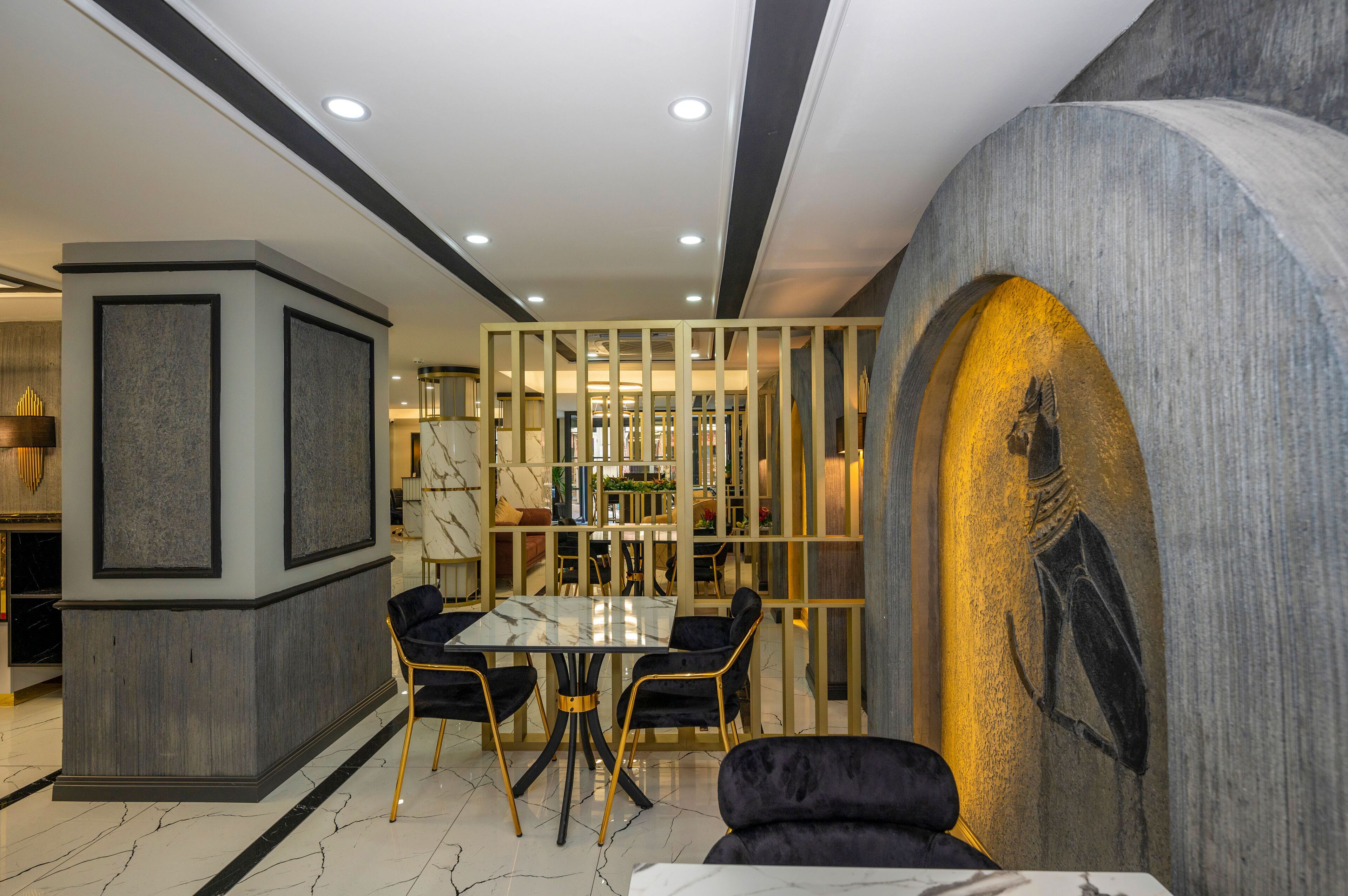 Photo - Hotel California