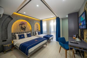 Minibar, in-room safe, desk, laptop workspace - California Hotel (Istanbul)