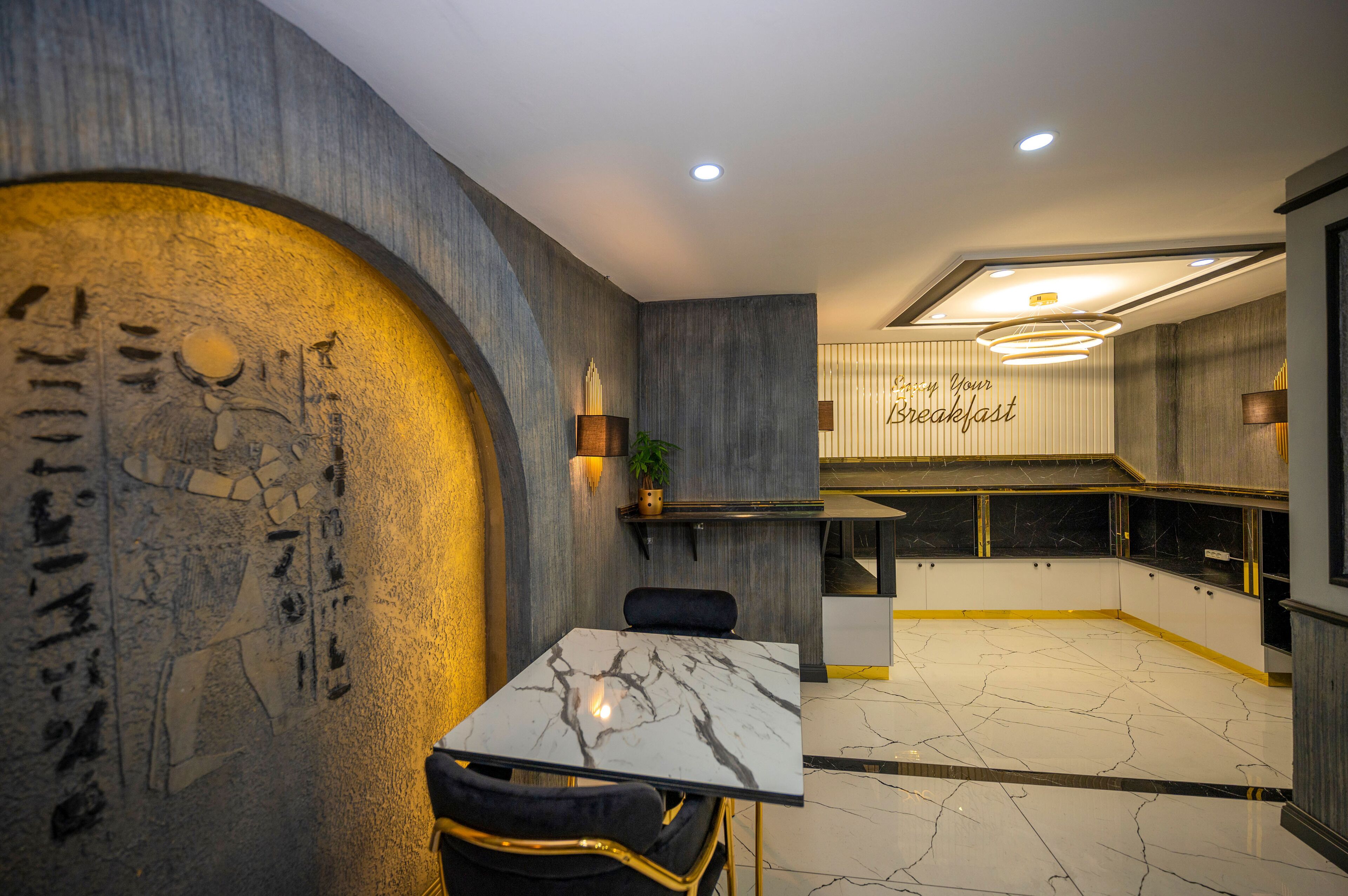 Photo - Hotel California