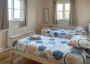 2 bedrooms, free WiFi - 2 bedroom accommodation in Palgrave, Diss (Palgrave, Diss)