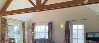 2 bedroom accommodation in Palgrave, Diss