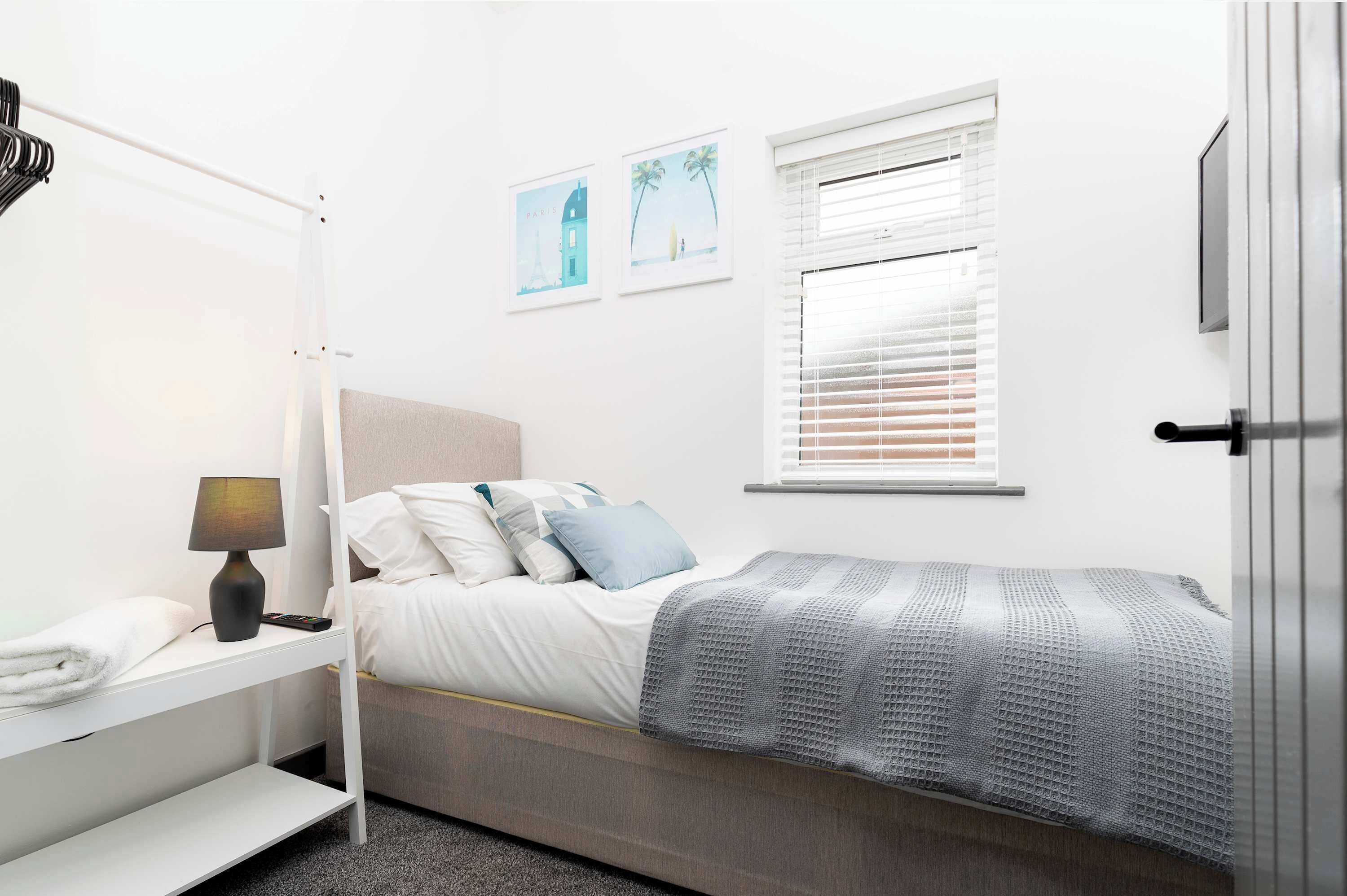 3 bedrooms, iron/ironing board, free WiFi, bed sheets