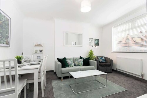 Modern and fresh house near the town centre