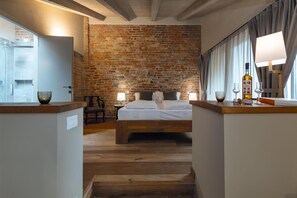 Loft San Michele | Hypo-allergenic bedding, free minibar, in-room safe - Sunstar Hotel Piemont (Isola d'Asti)