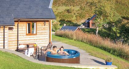Outstanding open plan two storey lodge.