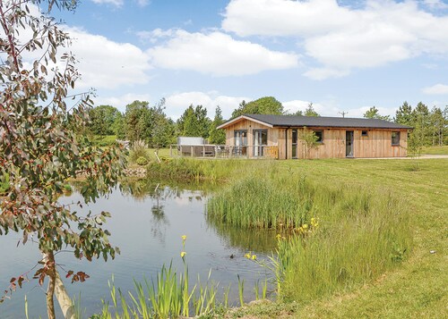 A stunning luxury lodge, perfect for a couples retreat or family break.