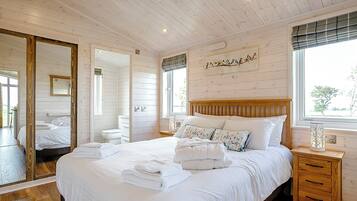 2 bedrooms, free WiFi