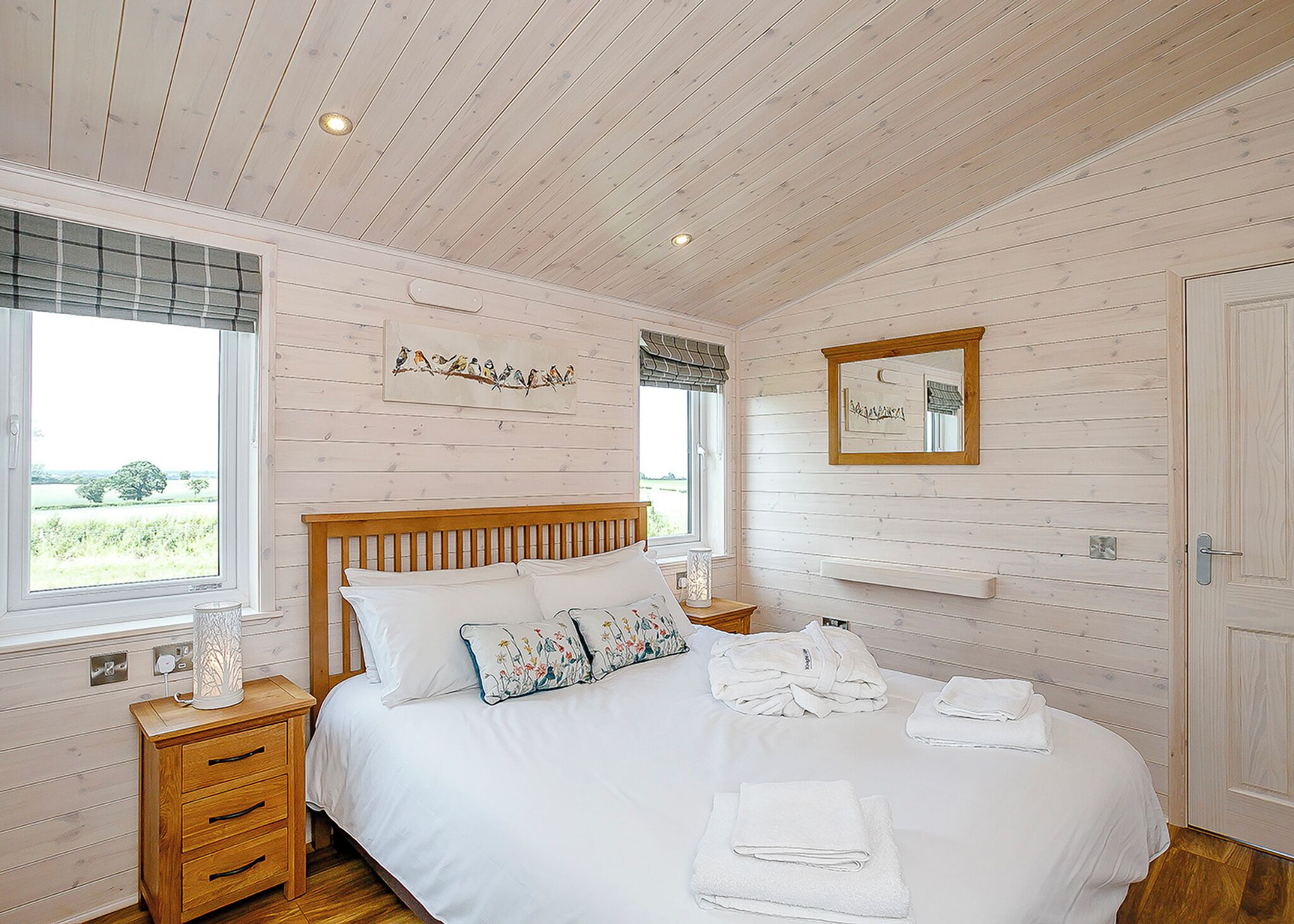 2 bedrooms, free WiFi