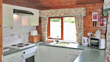 Fridge, oven, stovetop, toaster