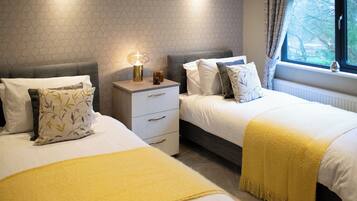 2 bedrooms, free WiFi