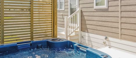 Baignoire à remous extérieure