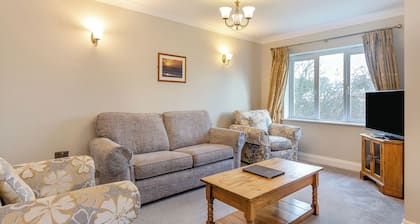 2 bedroom accommodation in Porth, Nr Newquay