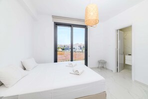 3 habitaciones y caja de seguridad en la habitación 