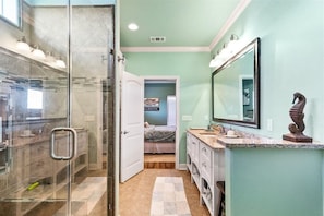 Combined shower/tub, towels, soap, toilet paper