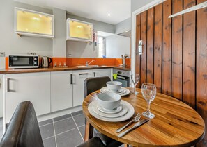 Oven - Oat Cottage is very individual. (Watergate, Looe)