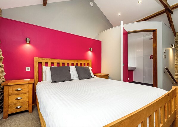 Unclassified image, 1 of 13, button - Oat Cottage is very individual. (Watergate, Looe)