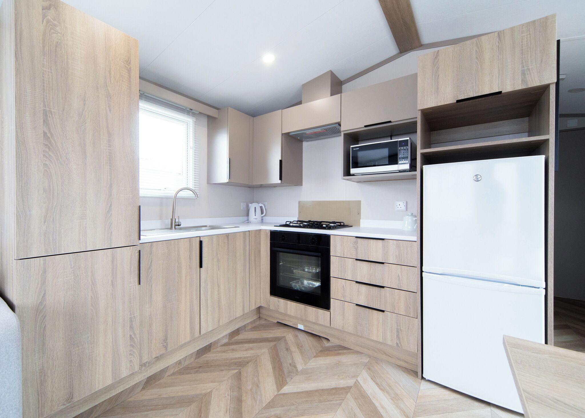 Fridge, oven, stovetop, toaster