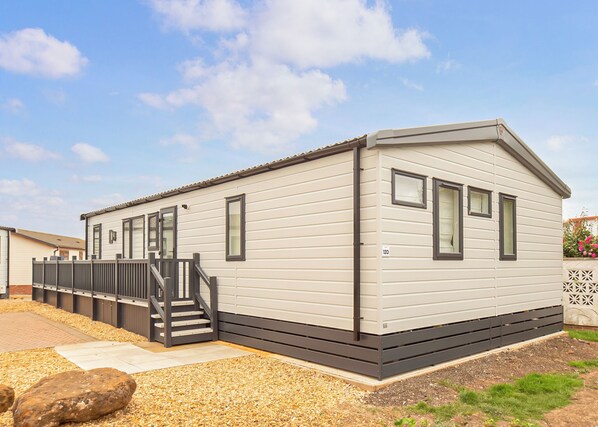Exterior - Located in a cul-de-sac near the main clubhouse. (Hunstanton)